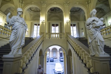Palazzo Hercolani - strada Maggiore 45 - Bologna - fine sec. XVIII - lo scalone monumentale (Foto di Claudio Turci)