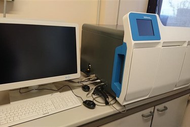 Picture of DEPArray NxT (Menarini Silicon Biosystems)