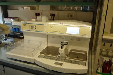 Picture of Embedding Centre (Hysto-Line Laboratories, TEC 2900)