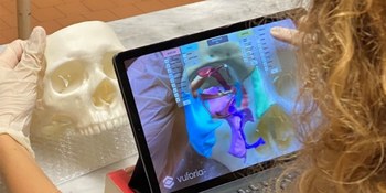 Aeducar 1 application:  cranial bones identification with a tablet