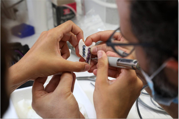 Surgical residents training on 3D printed model